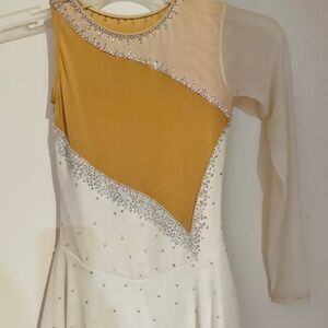 Girls figure skating white dress size 6-8